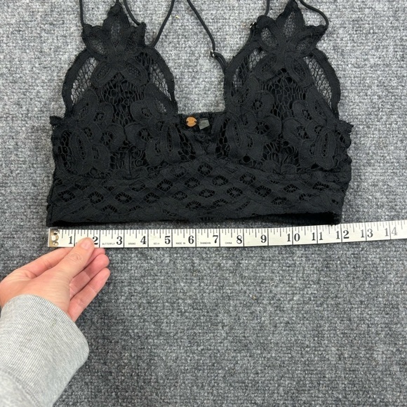 FREE PEOPLE Womens One Adela Bralette Black Lace size: Small - Picture 8 of 9